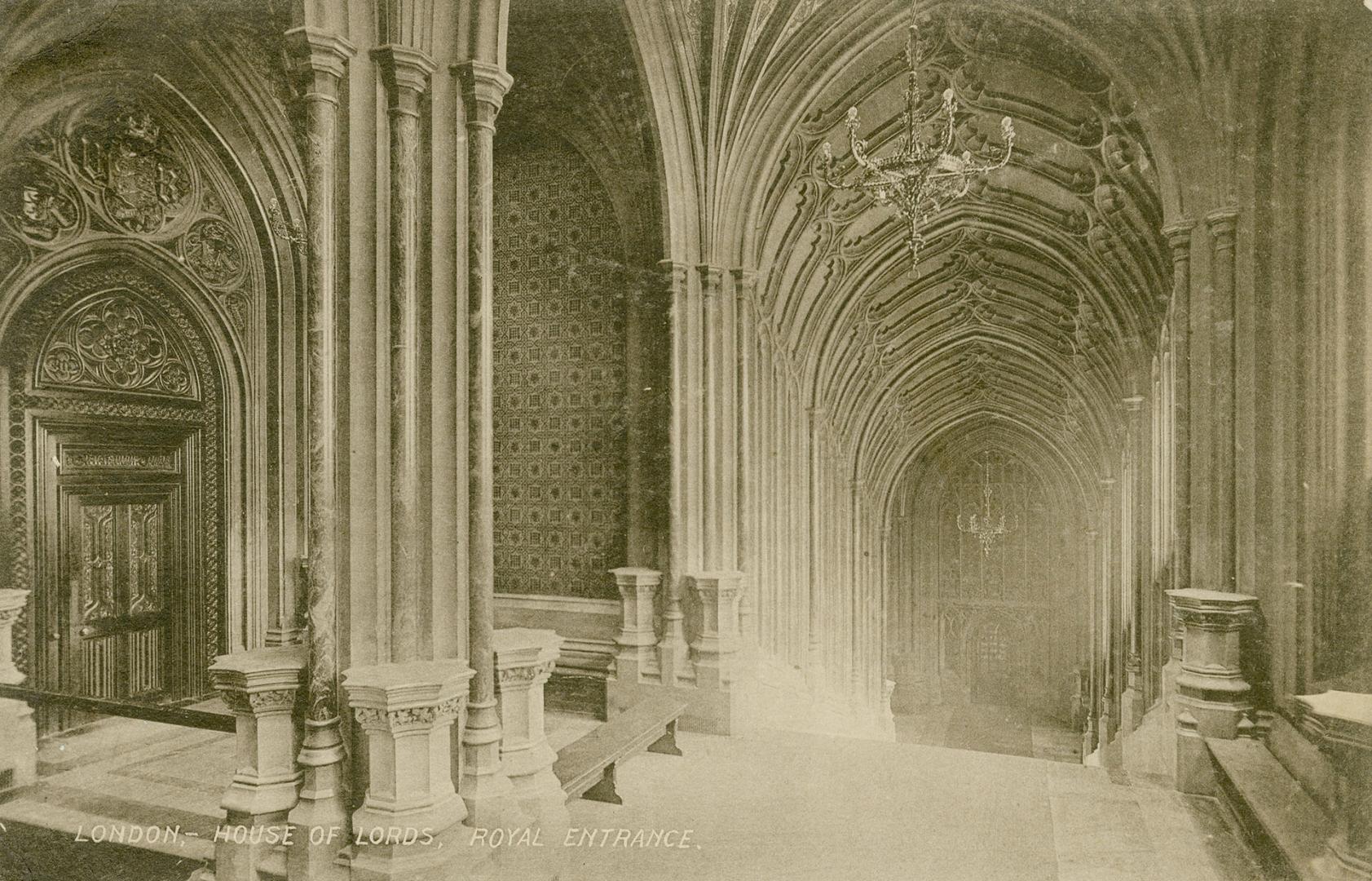 Black and white postcard of the Royal Entrance of the House of Lords (London, England).