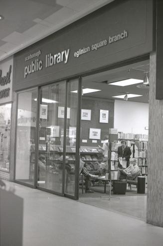 Picture of the outside of a library branch in a mall. 