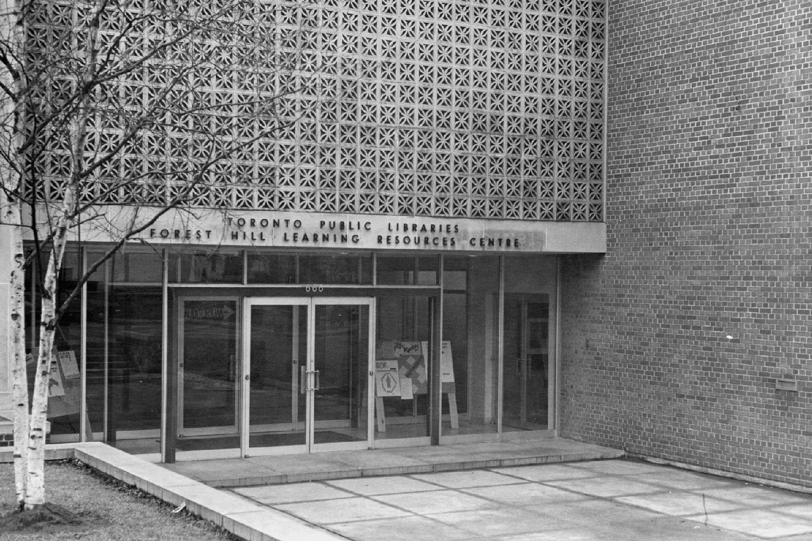 Picture of library building. 