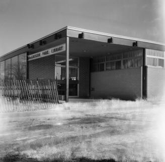 Picture of a 1960's library building 